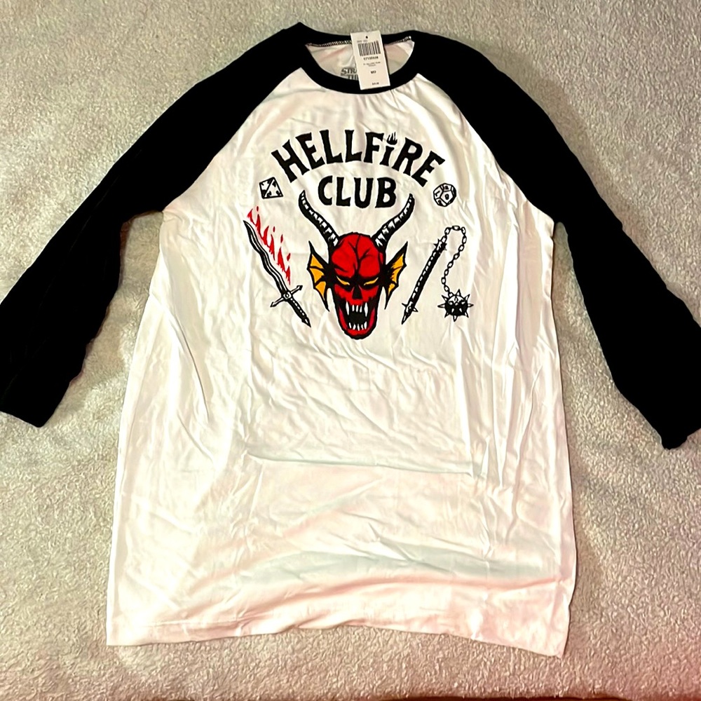 Stranger things hellfire club baseball t-shirt! Brand new with tags! Size medium
